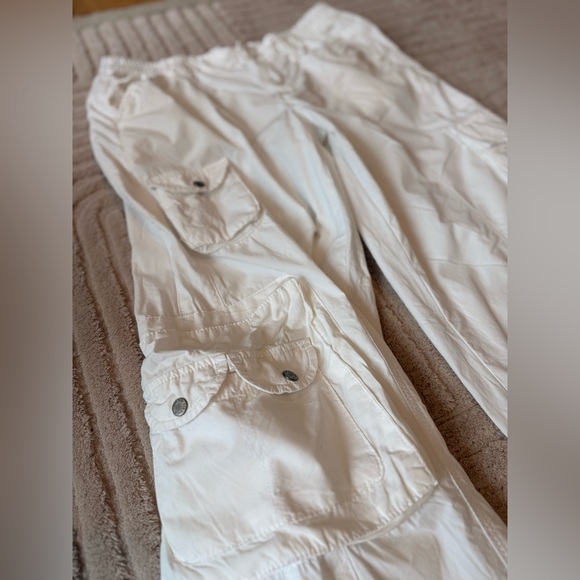 BDG Mid/Low Rise Cargos - Picture 10 of 16